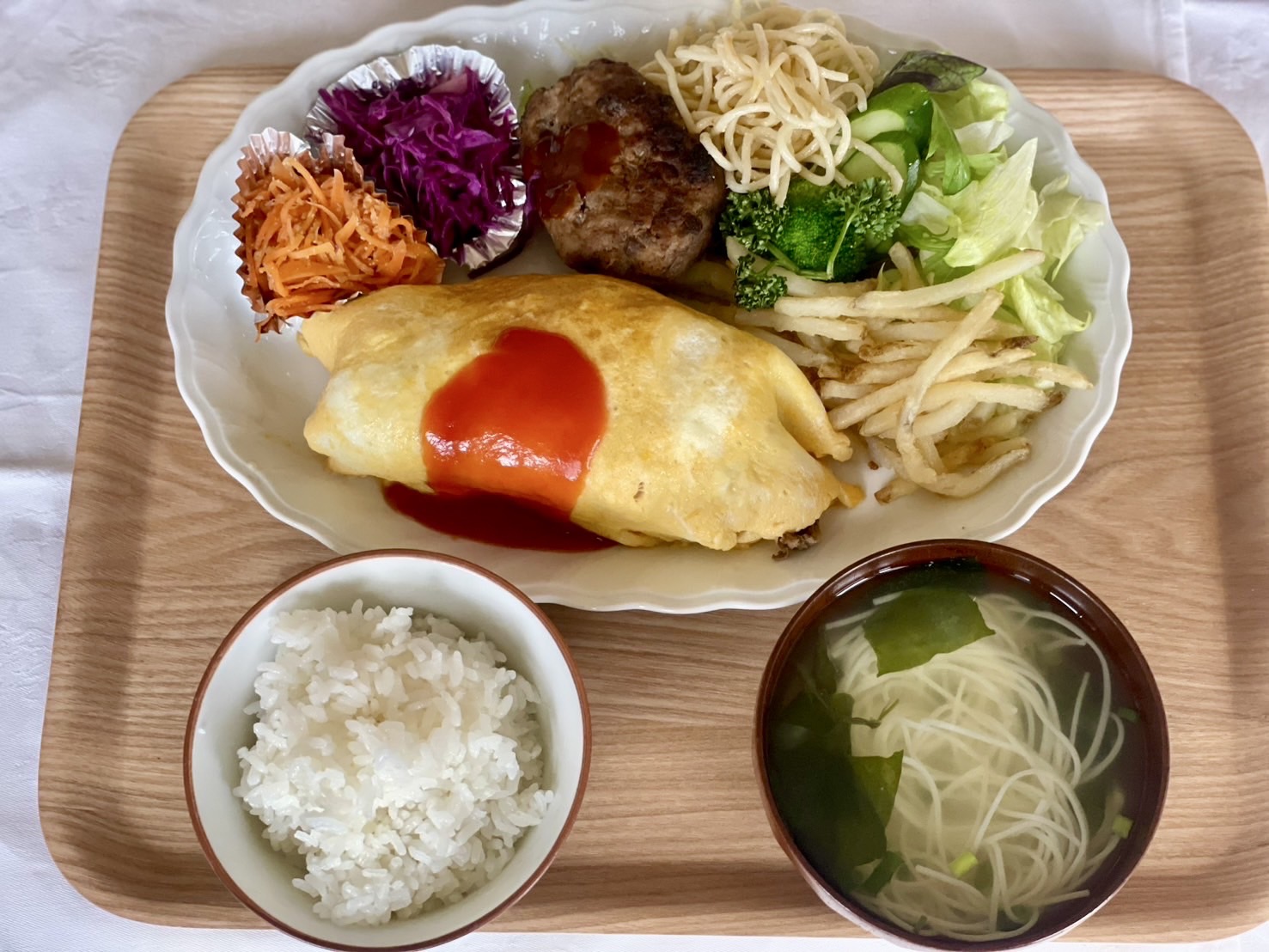オムバーグ定食